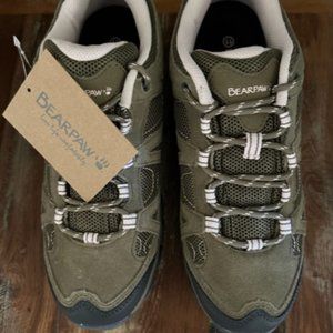 Bearpaw OLYMPUS Trail Shoe Womens Size 11 Brand New Never Worn